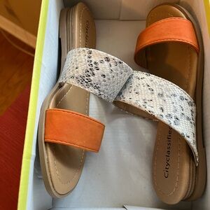 Orange and Snake Pattern Sandals Size 6.5 NWT